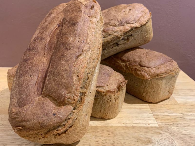 Pain petit épautre avec farine BIO par le Coin Gourmand à Dieulefit